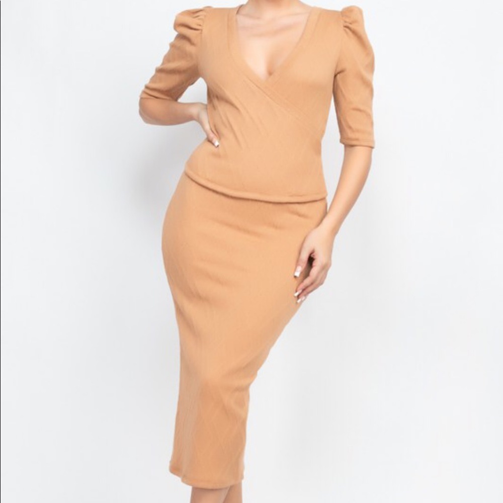 Beige Tan Double Knit Puff Sleeve Top and Pencil Skirt Set Small Medium Large